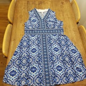 Blue tile print dress, super flattering